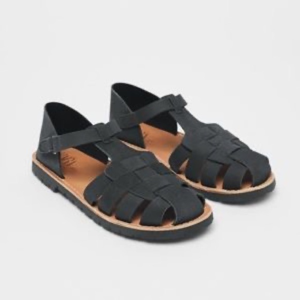 • Zara • Leather Fisherman Sandals boys 33 black